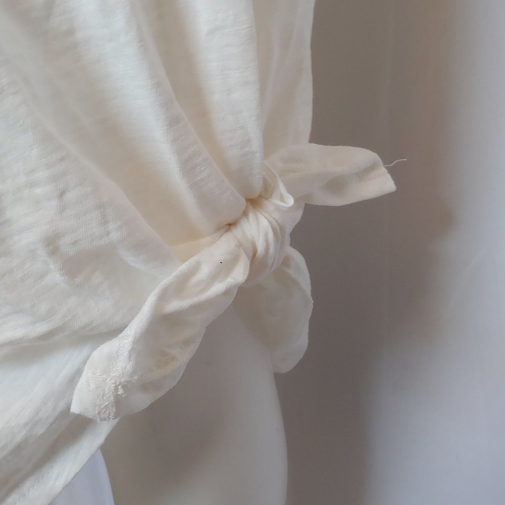 Yellow brand t-shirt dress with slit and tie for beach and tropical wear - Picture 6 of 9